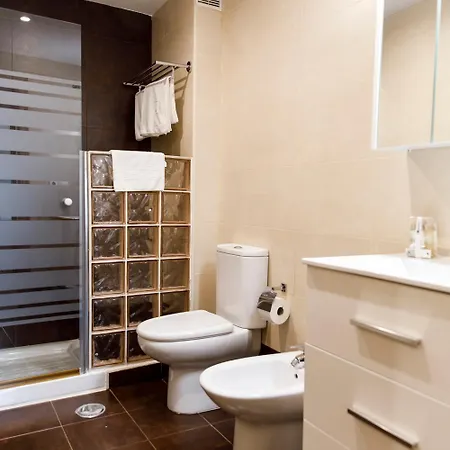 Junto A La Iglesia Appartamento *