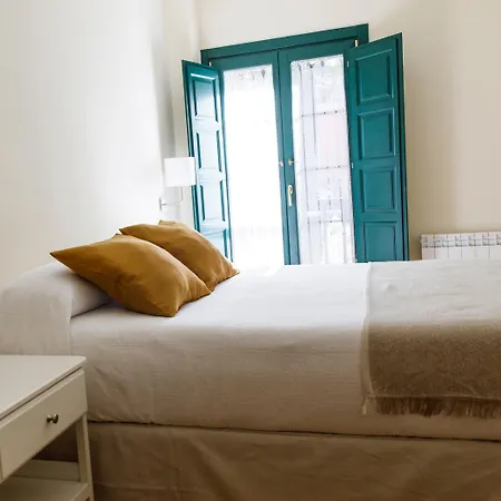 Junto A La Iglesia * Ribadesella